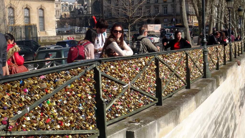 ai288.photobucket.com_albums_ll199_lipept_Paris_DSC09109_zpsauloezmf.jpg