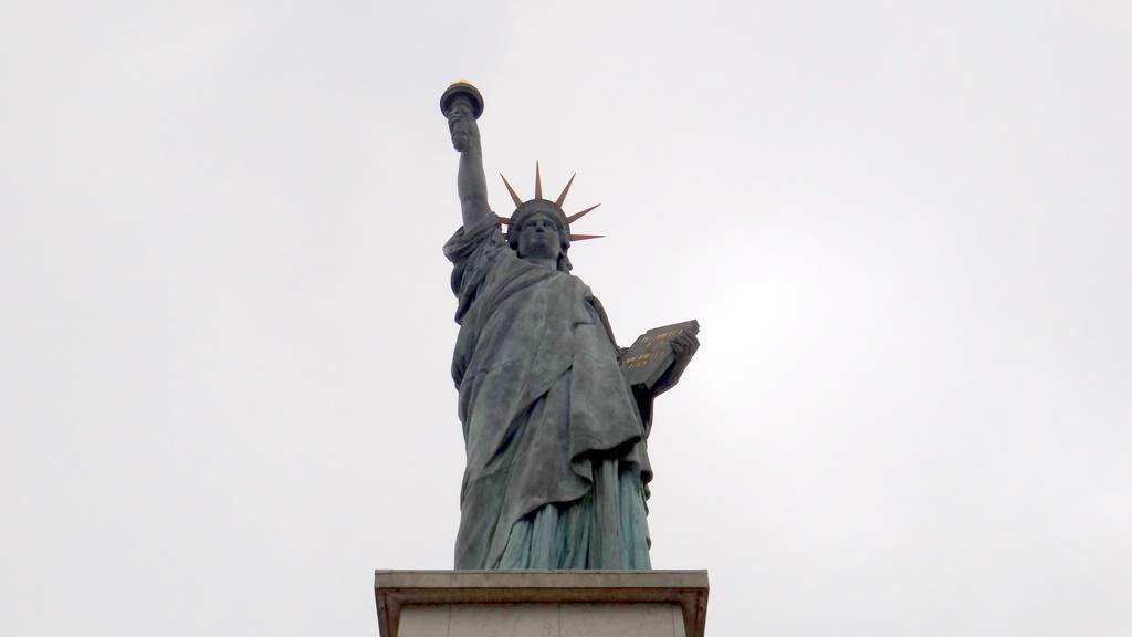 ai288.photobucket.com_albums_ll199_lipept_Paris_DSC09237_zps6qa9rvdb.jpg
