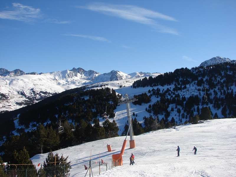 ai295.photobucket.com_albums_mm128_nunofneves_andorra2007_51186d47.jpg