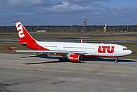 ai295.photobucket.com_albums_mm128_nunofneves_planes_1501878.jpg