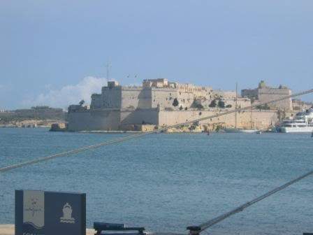 ai295.photobucket.com_albums_mm128_nunofneves_Portal_CruzeiroMediteranio11de2007389.jpg