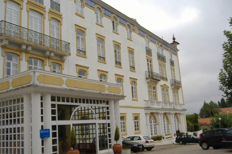 ai295.photobucket.com_albums_mm128_nunofneves_Portal_CURIA481.jpg
