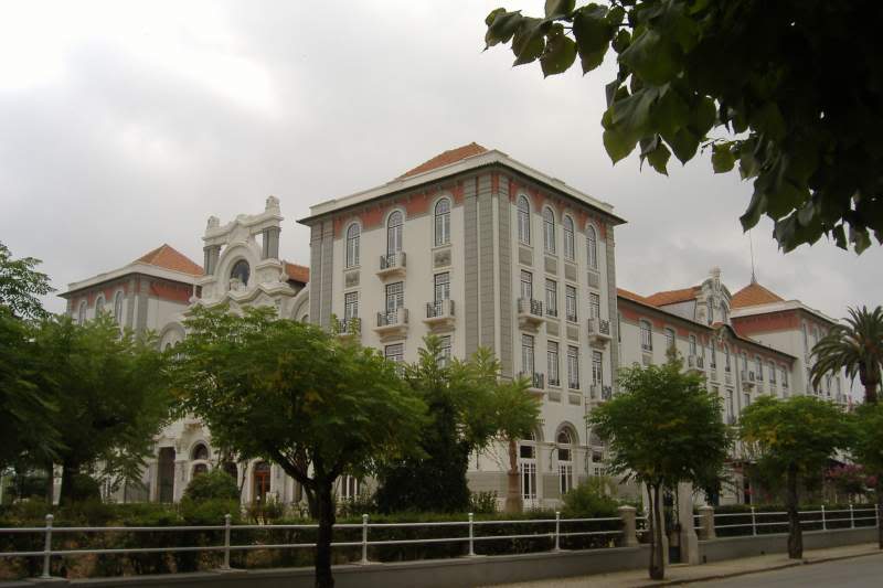 ai295.photobucket.com_albums_mm128_nunofneves_Portal_CURIA485.jpg