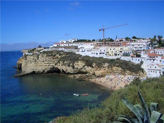 ai295.photobucket.com_albums_mm128_nunofneves_Portal_LagosI.jpg