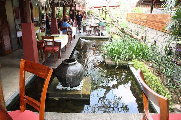 ai322.photobucket.com_albums_nn423_gfrz_Indonesia_BI_IMG_4722.jpg