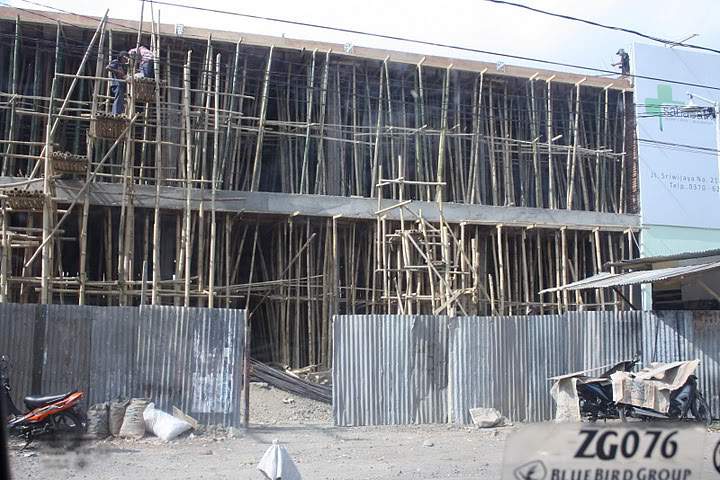 ai322.photobucket.com_albums_nn423_gfrz_Indonesia_CS_IMG_4550.jpg