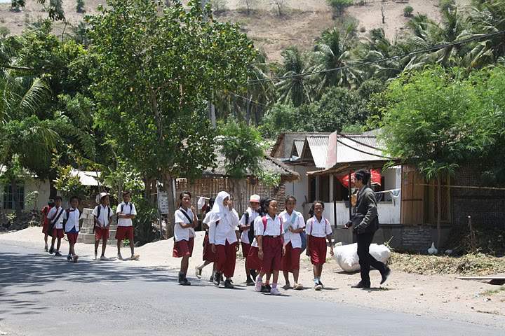 ai322.photobucket.com_albums_nn423_gfrz_Indonesia_JK_IMG_4284.jpg