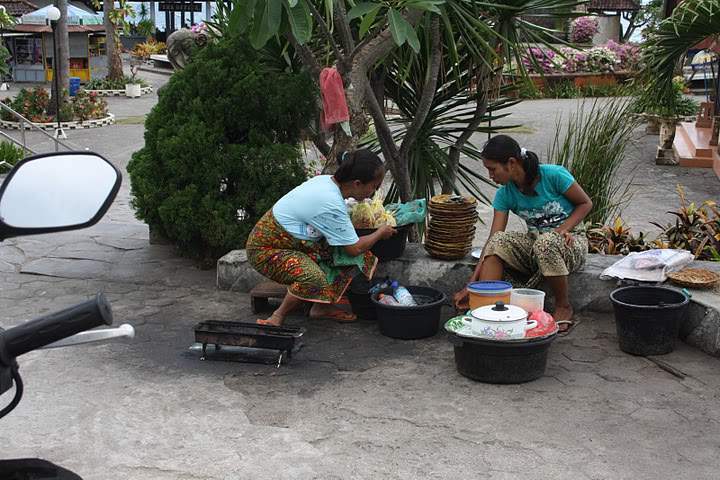 ai322.photobucket.com_albums_nn423_gfrz_Indonesia_JK_IMG_4333.jpg