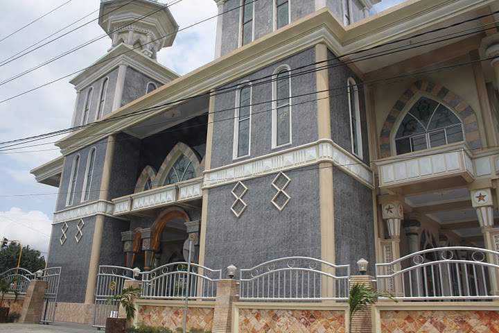 ai322.photobucket.com_albums_nn423_gfrz_Indonesia_JK_IMG_4387.jpg