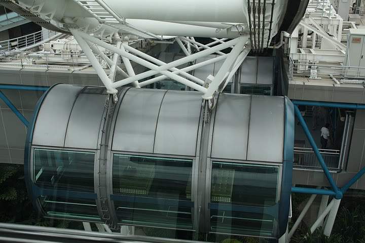 ai322.photobucket.com_albums_nn423_gfrz_Indonesia_Singapura_IMG_3509.jpg