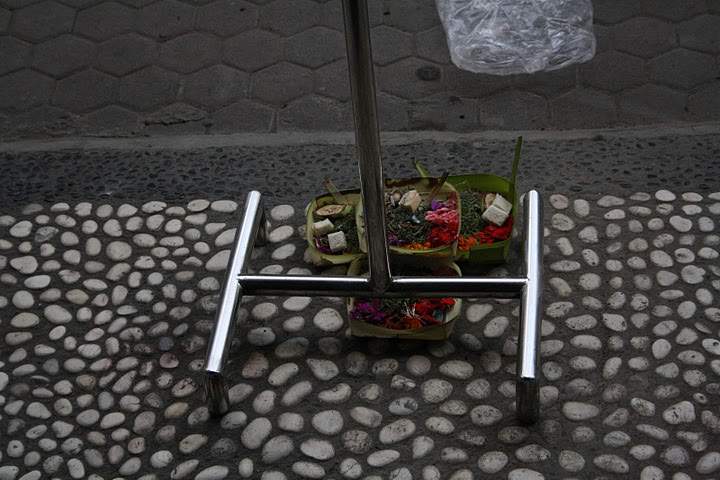 ai322.photobucket.com_albums_nn423_gfrz_Indonesia_TL_IMG_3772.jpg