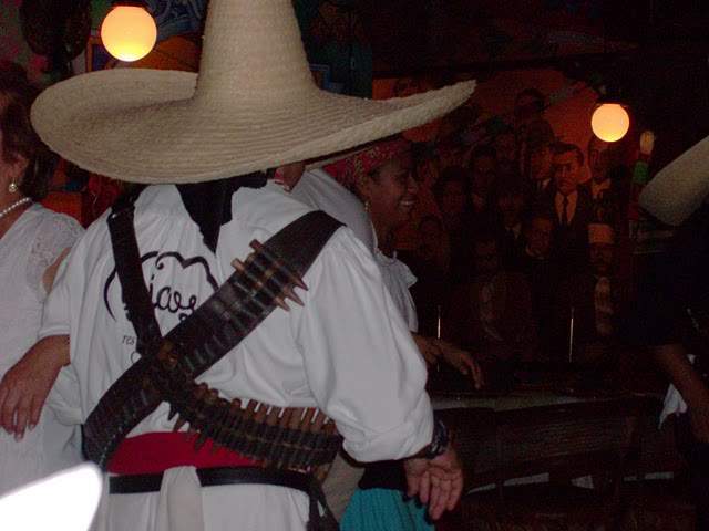ai322.photobucket.com_albums_nn423_gfrz_Mexico_mexico440.jpg