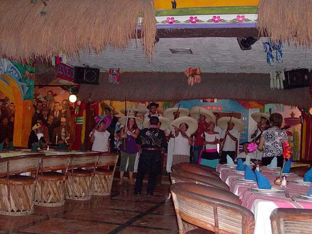 ai322.photobucket.com_albums_nn423_gfrz_Mexico_mexico447.jpg