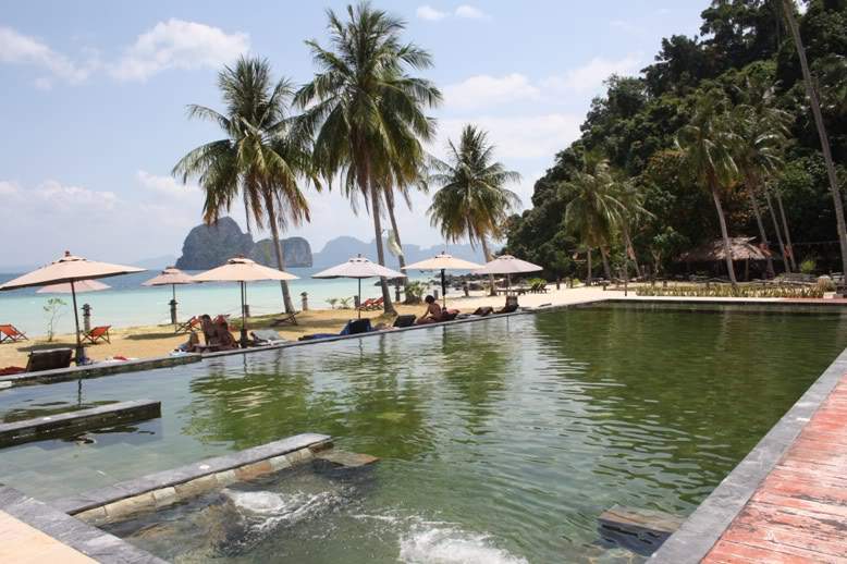 ai322.photobucket.com_albums_nn423_gfrz_Tailandia_Koh_20Ngai_IMG_1942.jpg