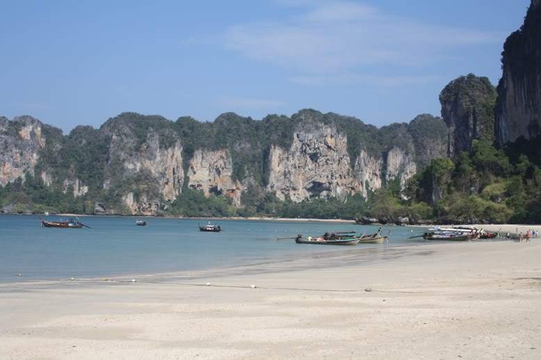 ai322.photobucket.com_albums_nn423_gfrz_Tailandia_Railay_IMG_1366.jpg