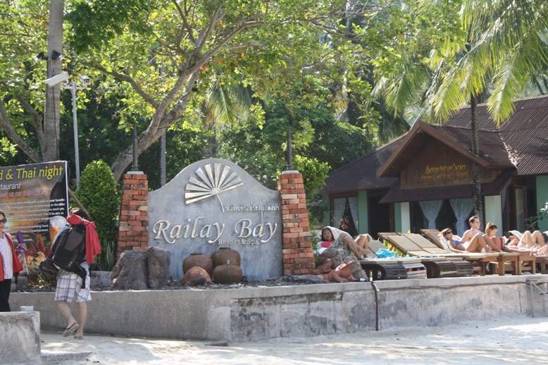 ai322.photobucket.com_albums_nn423_gfrz_Tailandia_Railay_IMG_1368.jpg