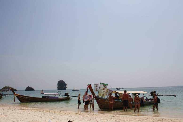 ai322.photobucket.com_albums_nn423_gfrz_Tailandia_Railay_IMG_1440.jpg