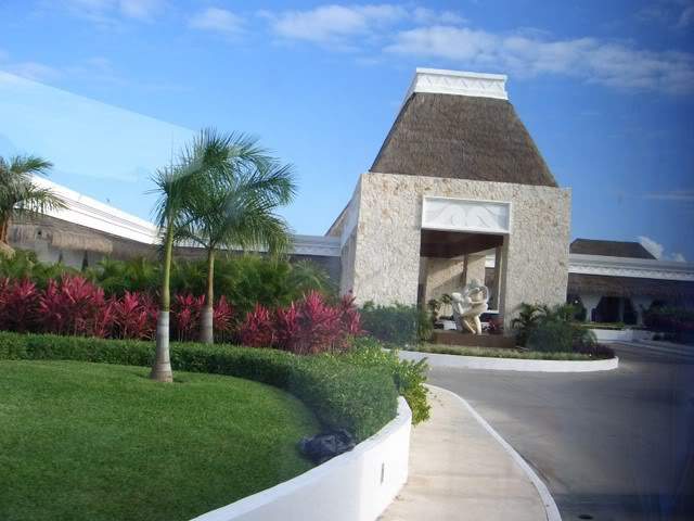 ai365.photobucket.com_albums_oo91_LilianaPinheiro_CIMG0940.jpg