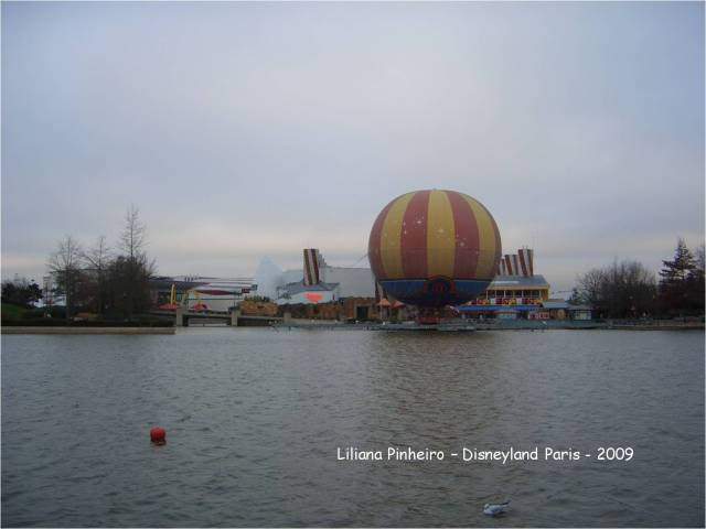 ai365.photobucket.com_albums_oo91_LilianaPinheiro_Disneyland_20Paris_202009_Disney200916.jpg