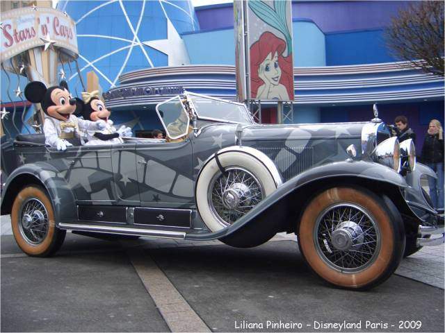 ai365.photobucket.com_albums_oo91_LilianaPinheiro_Disneyland_20Paris_202009_Disney200964.jpg