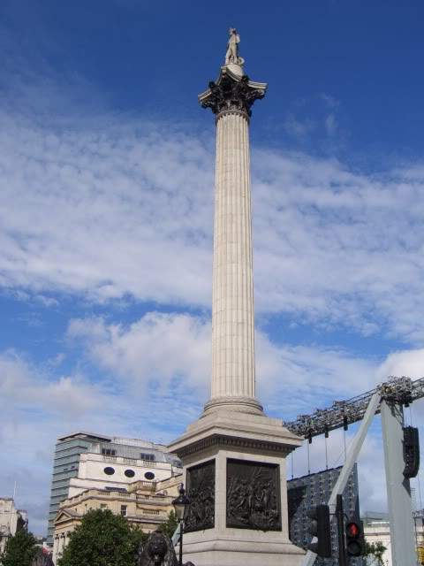 ai365.photobucket.com_albums_oo91_LilianaPinheiro_London_20City_20__202008_CIMG0029.jpg