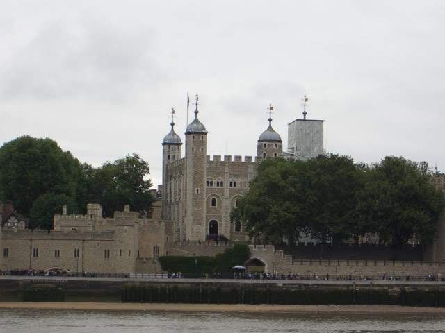 ai365.photobucket.com_albums_oo91_LilianaPinheiro_London_20City_20__202008_CIMG0073.jpg
