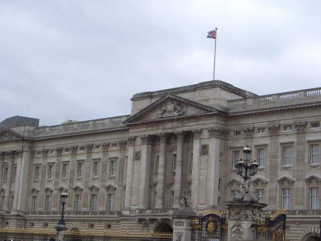 ai365.photobucket.com_albums_oo91_LilianaPinheiro_London_20City_20__202008_CIMG0093_1.jpg