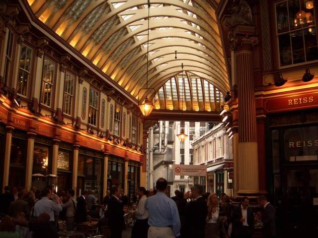 ai365.photobucket.com_albums_oo91_LilianaPinheiro_London_20City_20__202008_CIMG0178.jpg