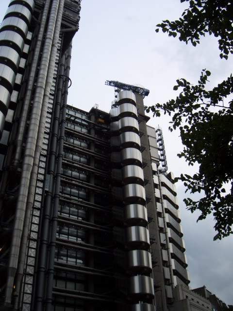 ai365.photobucket.com_albums_oo91_LilianaPinheiro_London_20City_20__202008_CIMG0185.jpg