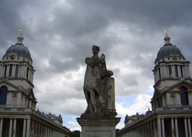 ai365.photobucket.com_albums_oo91_LilianaPinheiro_London_20City_20__202008_CIMG0185_1_1.jpg