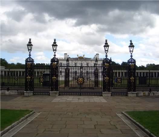 ai365.photobucket.com_albums_oo91_LilianaPinheiro_London_20City_20__202008_CIMG0190_1.jpg