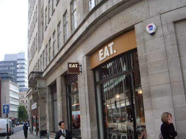 ai365.photobucket.com_albums_oo91_LilianaPinheiro_London_20City_20__202008_CIMG0194.jpg