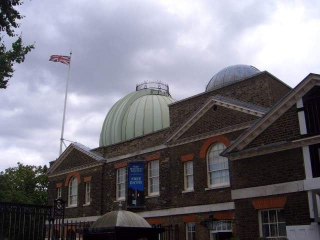 ai365.photobucket.com_albums_oo91_LilianaPinheiro_London_20City_20__202008_CIMG0251.jpg