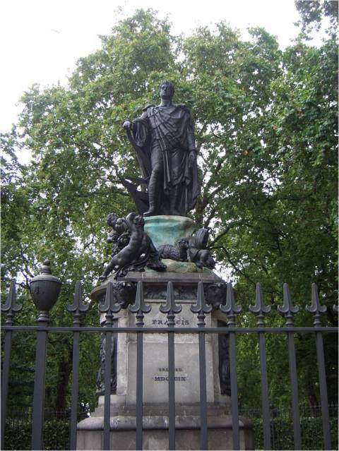ai365.photobucket.com_albums_oo91_LilianaPinheiro_London_20City_20__202008_Londres200820.jpg