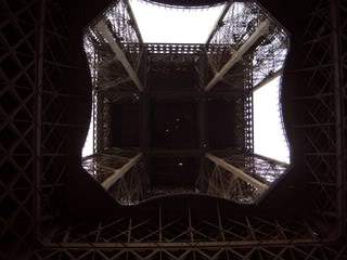ai365.photobucket.com_albums_oo91_LilianaPinheiro_Paris_CIMG0032.jpg