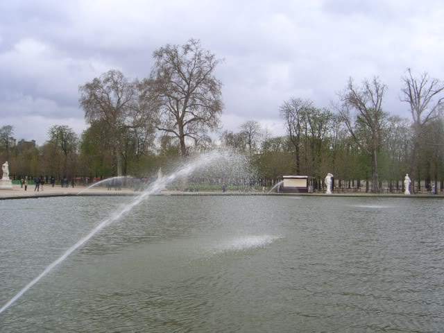 ai365.photobucket.com_albums_oo91_LilianaPinheiro_Paris_CIMG0079.jpg