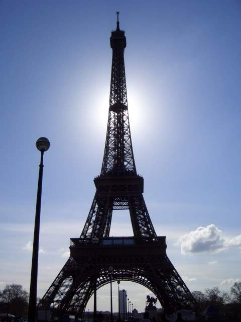 ai365.photobucket.com_albums_oo91_LilianaPinheiro_Paris_CIMG0085.jpg