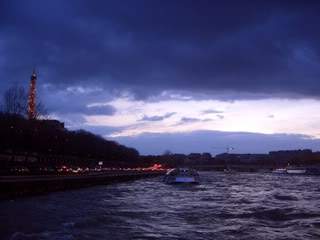ai365.photobucket.com_albums_oo91_LilianaPinheiro_Paris_CIMG0094.jpg