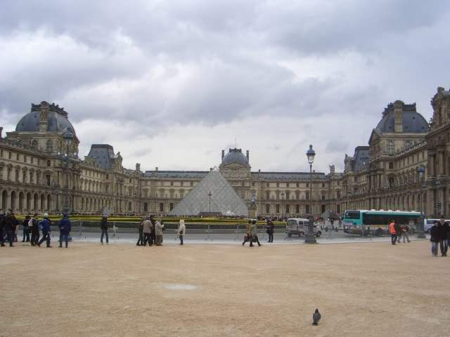 ai365.photobucket.com_albums_oo91_LilianaPinheiro_Paris_CIMG0097_1.jpg