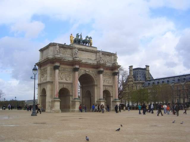 ai365.photobucket.com_albums_oo91_LilianaPinheiro_Paris_CIMG0101.jpg