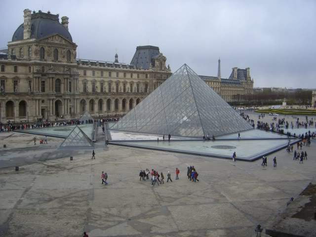 ai365.photobucket.com_albums_oo91_LilianaPinheiro_Paris_CIMG0221.jpg