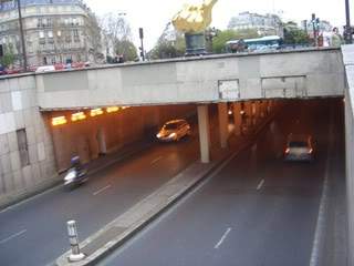ai365.photobucket.com_albums_oo91_LilianaPinheiro_Paris_CIMG0259.jpg