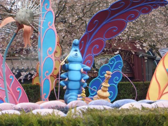 ai365.photobucket.com_albums_oo91_LilianaPinheiro_Paris_DisneyLand_20Paris_202008_CIMG0173.jpg