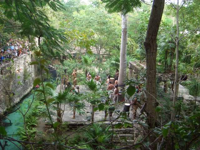 ai365.photobucket.com_albums_oo91_LilianaPinheiro_Xcaret_CIMG0349.jpg