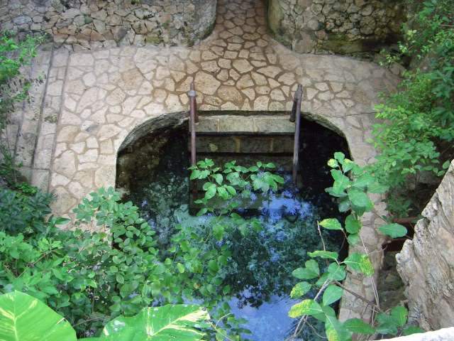 ai365.photobucket.com_albums_oo91_LilianaPinheiro_Xcaret_CIMG0371.jpg
