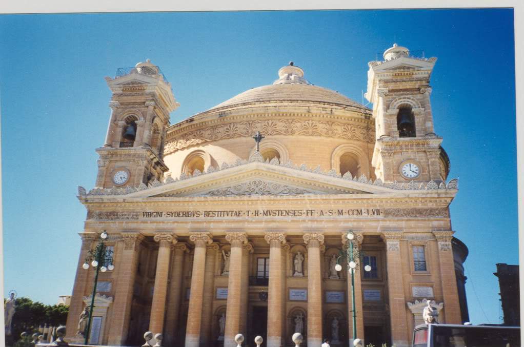 ai375.photobucket.com_albums_oo193_Paulo_Leite_igreja.jpg
