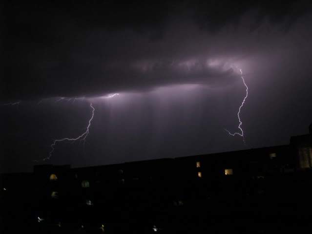 ai375.photobucket.com_albums_oo193_Paulo_Leite_tempestade.jpg