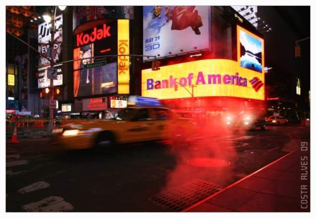 ai375.photobucket.com_albums_oo193_Paulo_Leite_TimeSquare.jpg