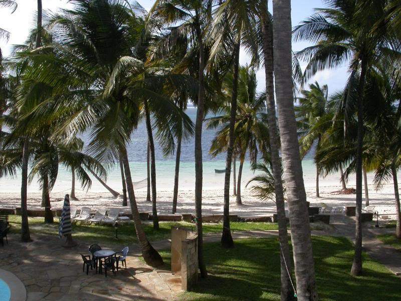 ai43.photobucket.com_albums_e382_nunovasques_Kenya_DSCN0081.jpg