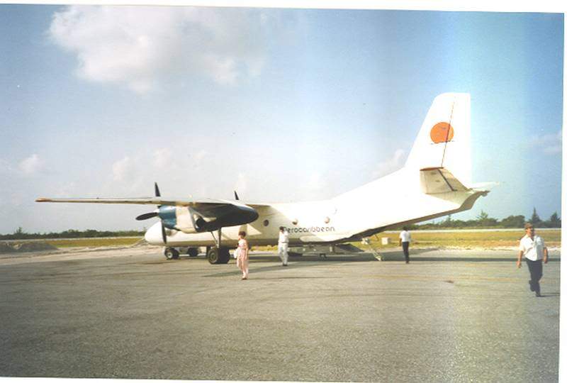 ai49.photobucket.com_albums_f282_elisabetemelo_Avio.jpg